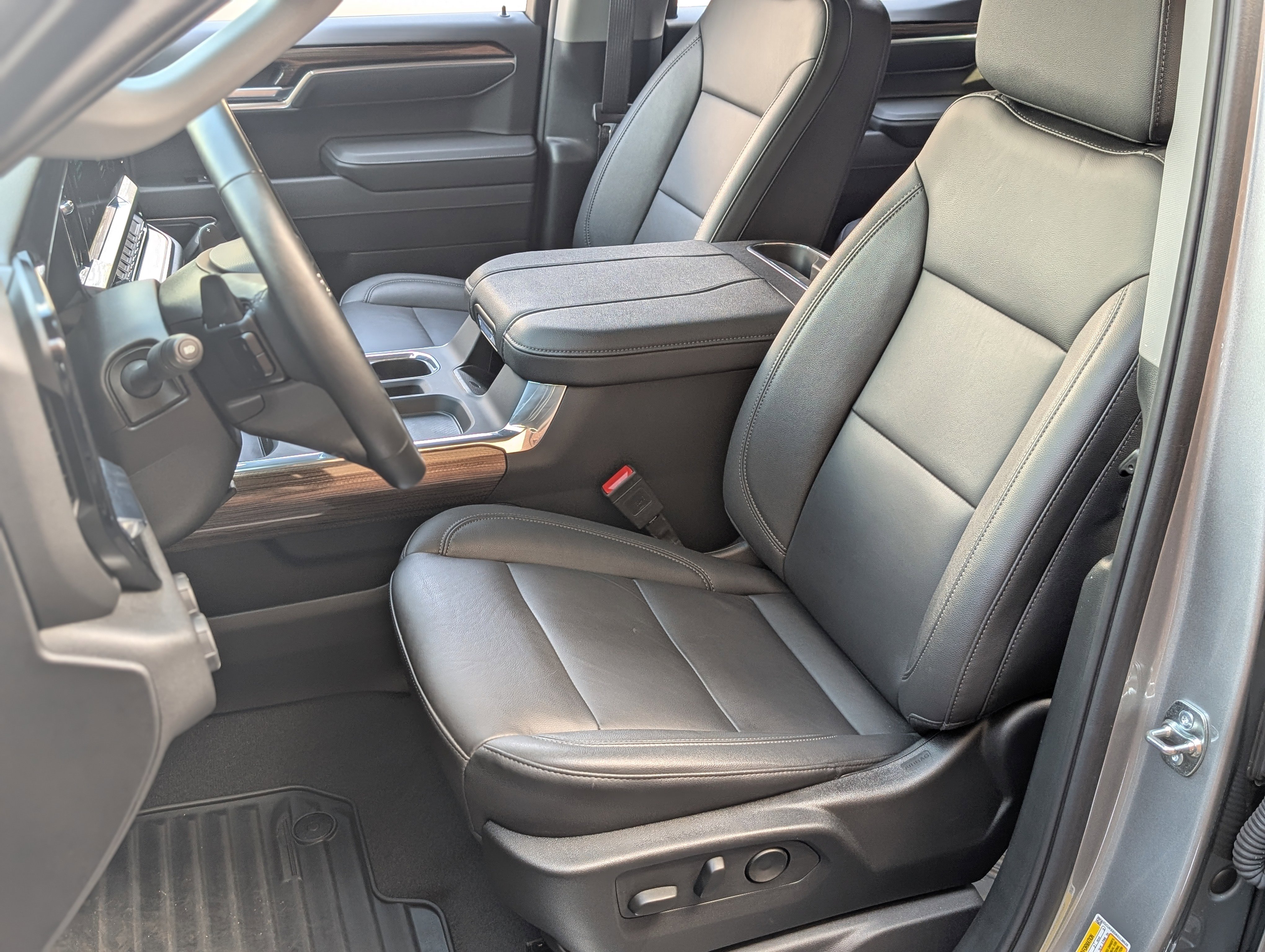 Used 2025 Chevrolet Silverado 1500 RST w/ All Star Edition Plus image 16