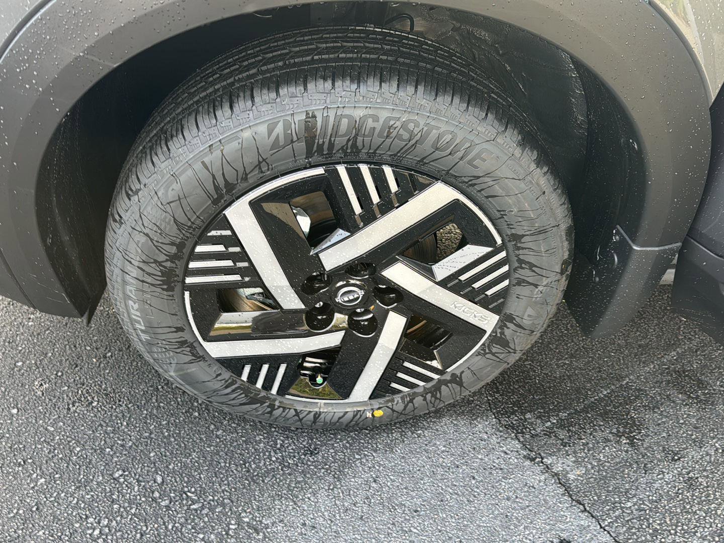 New 2026 Nissan Kicks SV w/ SV Premium Package image 31