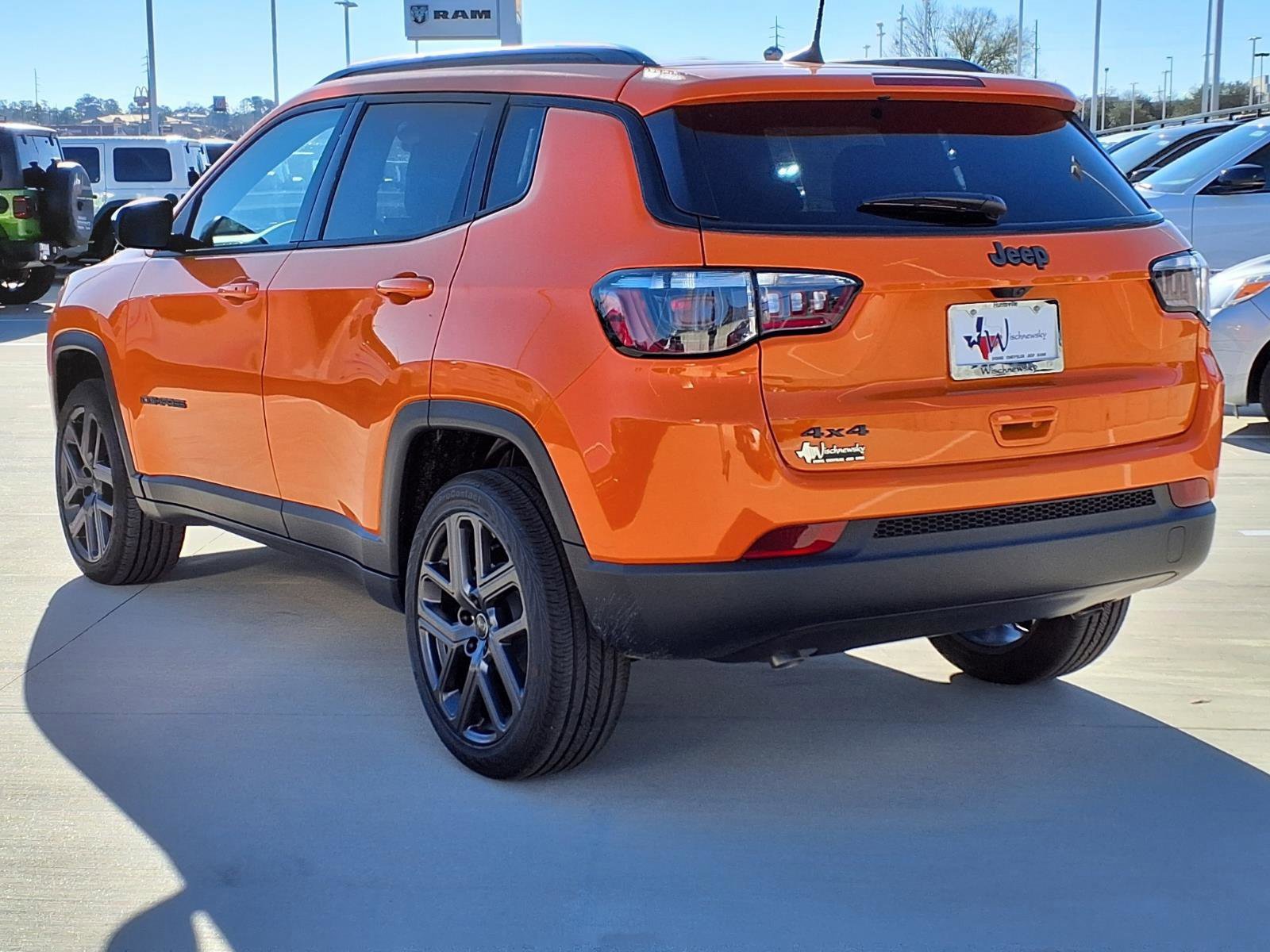 New 2026 Jeep Compass Latitude image 2