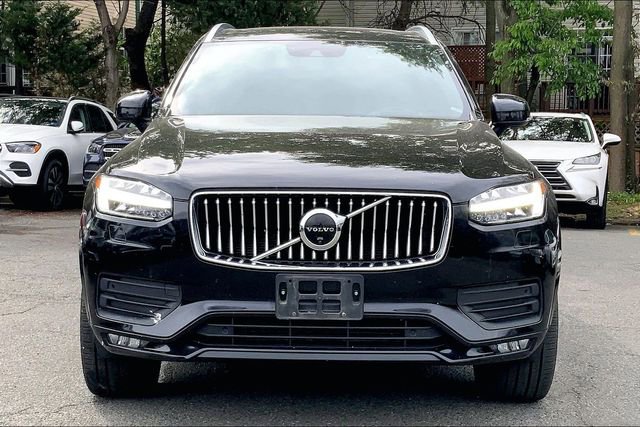 Used 2020 Volvo XC90 T6 Momentum AWD/4WD image 2