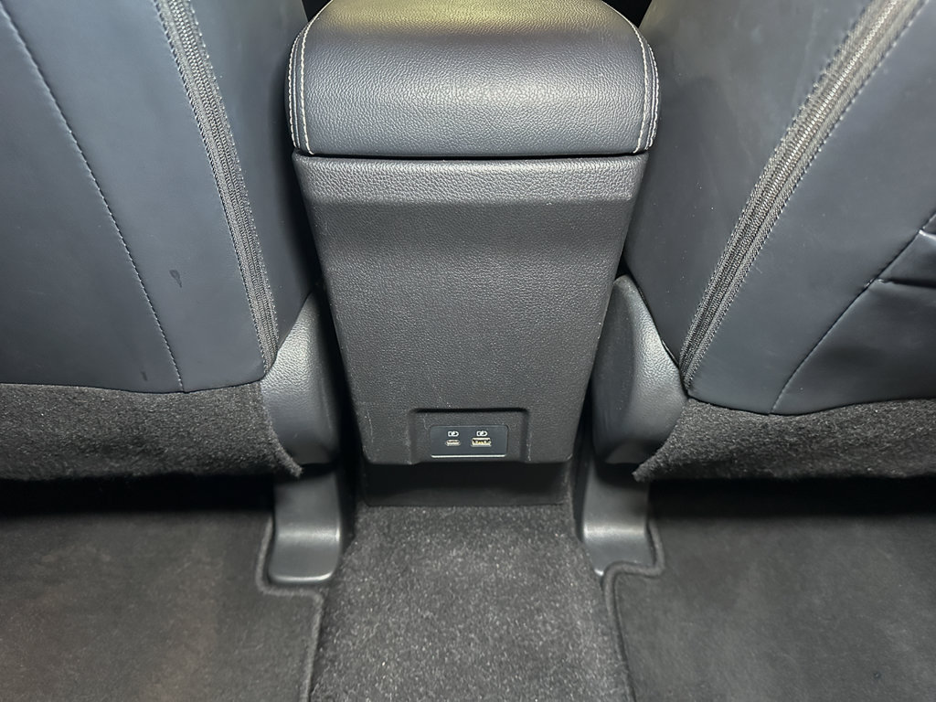 Used 2025 Mitsubishi Eclipse Cross AWD image 22