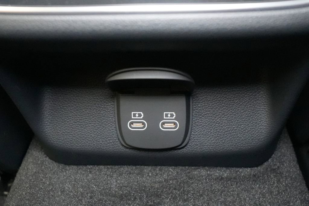 New 2026 Genesis GV70 2.5T image 30