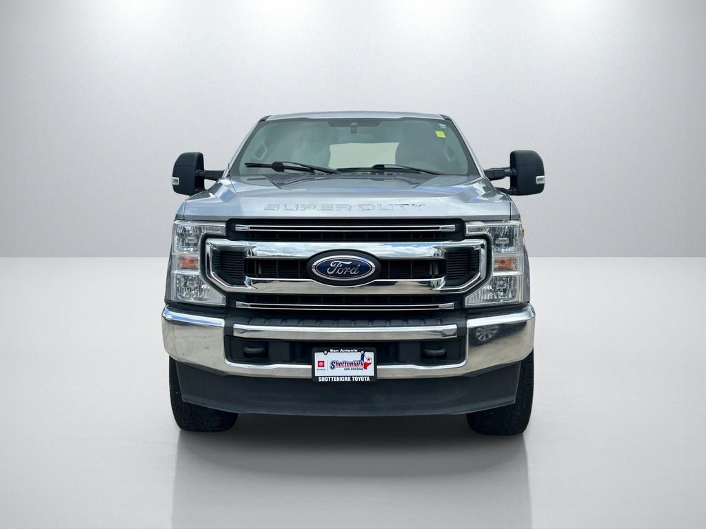 Used 2021 Ford F250 XLT w/ FX4 Off-Road Package AWD/4WD image 2