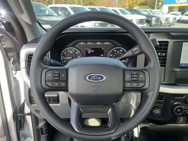 New 2026 Ford F250 XL w/ XL Chrome Package RWD image 13