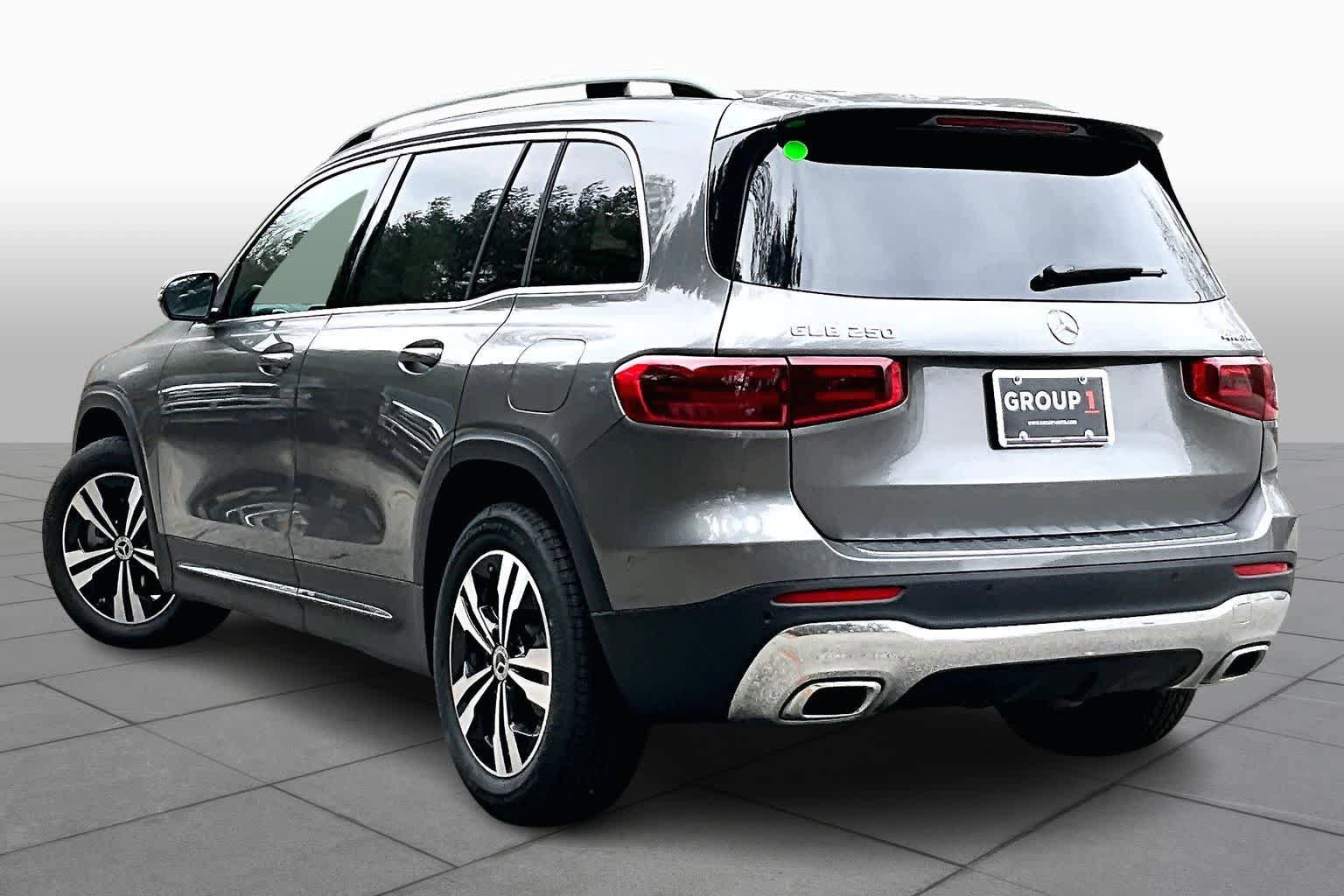 New 2026 Mercedes-Benz GLB 250 4MATIC image 4