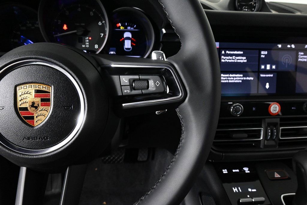 New 2026 Porsche Macan AWD image 11