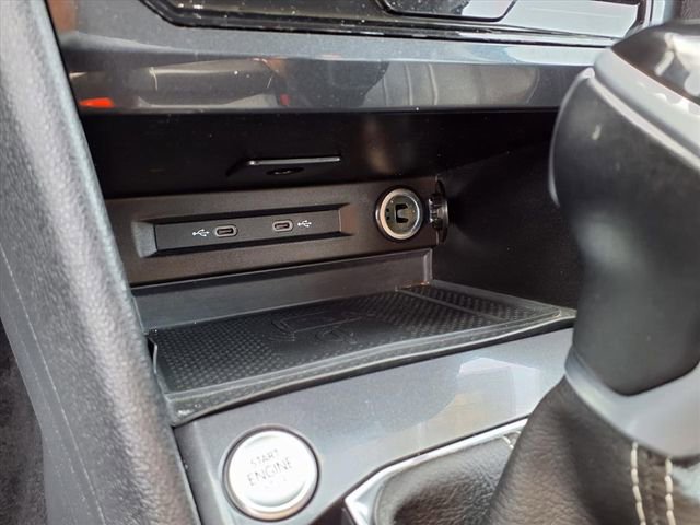 Used 2024 Volkswagen Tiguan SE image 19