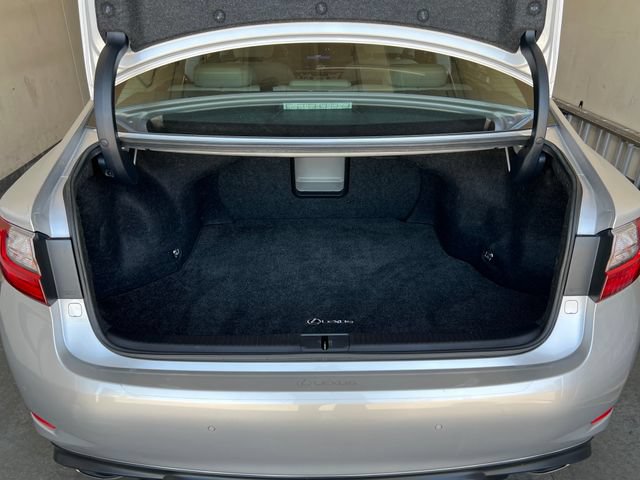 Used 2018 Lexus ES 350 w/ Premier Package FWD image 18