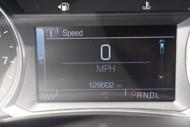 Certified 2018 Chevrolet Equinox LT w/ Sun & Infotainment Package FWD image 26
