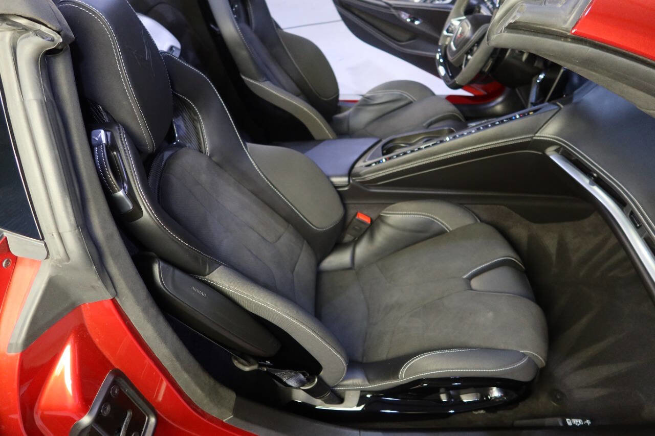 Used 2024 Chevrolet Corvette Z06 w/ Z07 Performance Package image 12