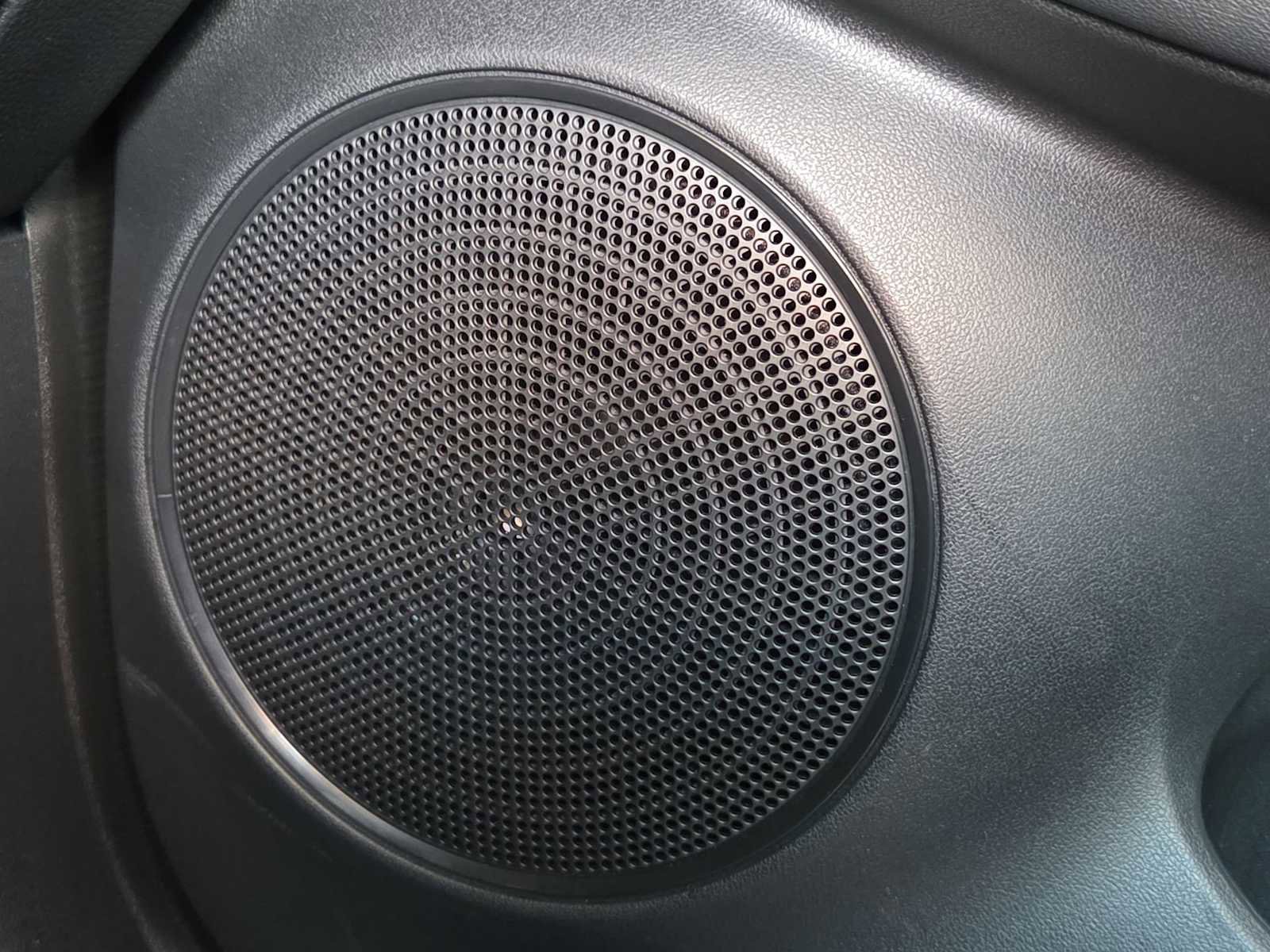 Used 2024 Honda HR-V EX-L image 30