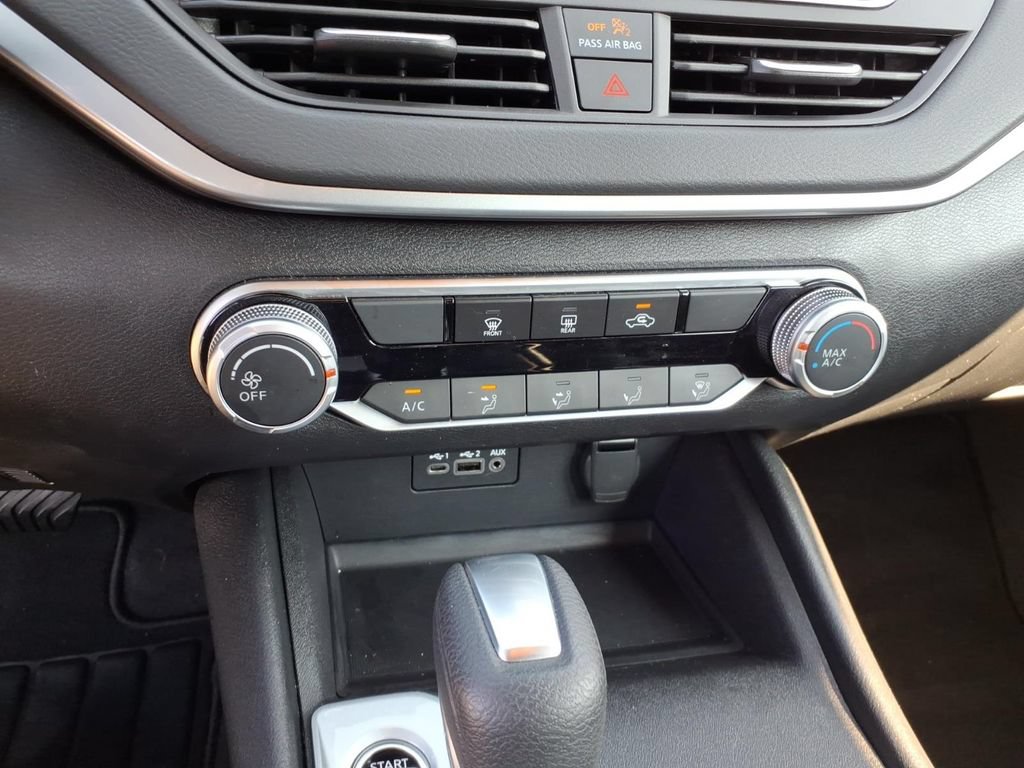 Certified 2025 Nissan Altima 2.5 S FWD image 11
