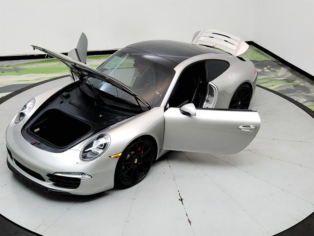 Used 2013 Porsche 911 GT3 RS image 33