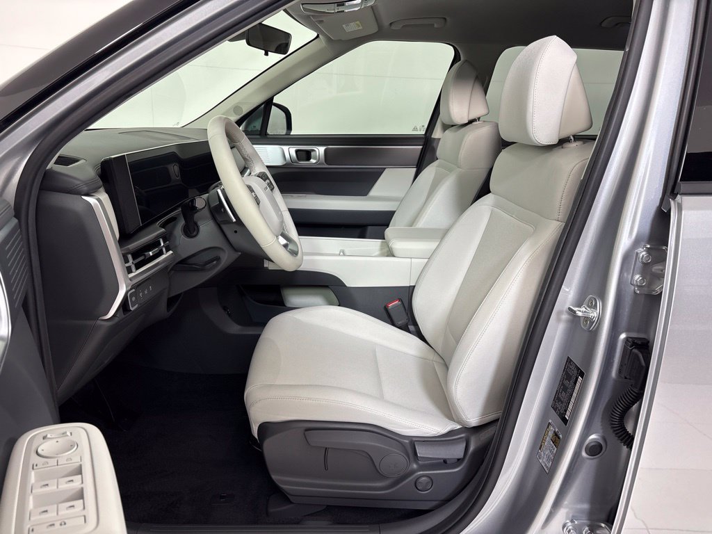 New 2026 Hyundai Santa Fe SE FWD image 14
