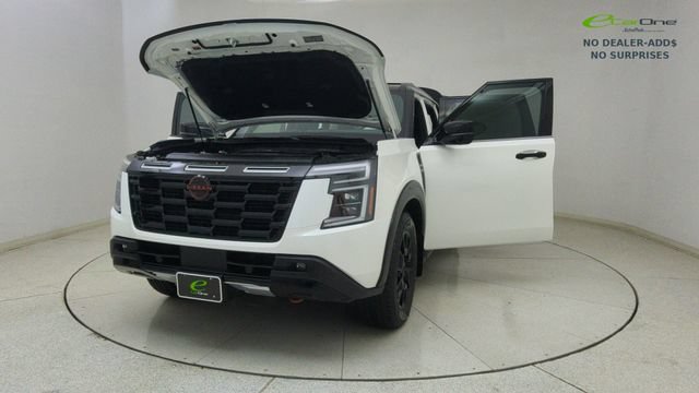 Used 2026 Nissan Armada PRO-4X w/ Captain's Chari Seat Package AWD/4WD image 74