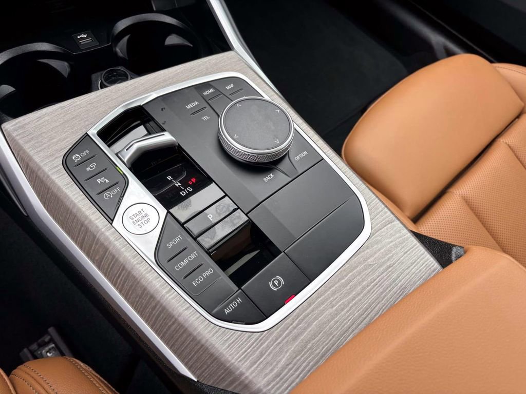 Certified 2025 BMW 330i xDrive Sedan w/ Premium Package image 25