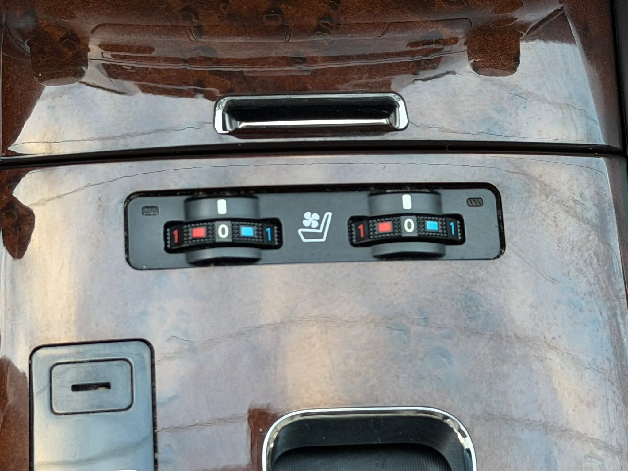 Used 2012 Lexus IS 250 IS 250 Sedan 4D w/ Premium Pkg Value Edition image 23