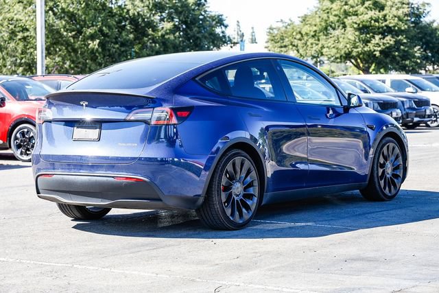 Used 2022 Tesla Model Y Performance AWD/4WD image 5