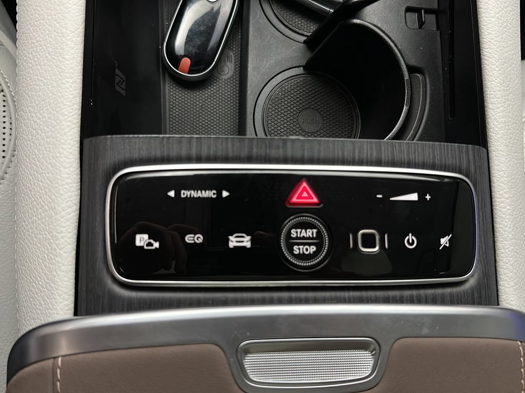 Used 2023 Mercedes-Benz EQS 580 4MATIC SUV image 32