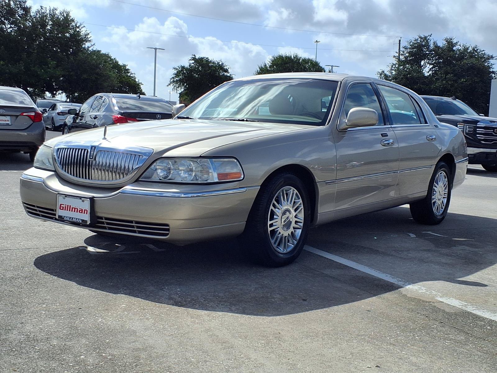 Used 2007 Lincoln Town Car Signature Limited RWD image 20
