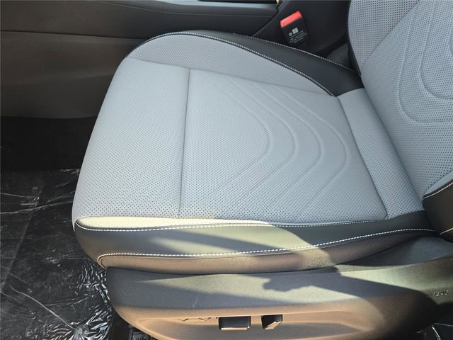 New 2026 Volkswagen Tiguan SE image 16