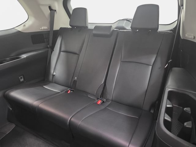 Certified 2025 Toyota Grand Highlander AWD image 36