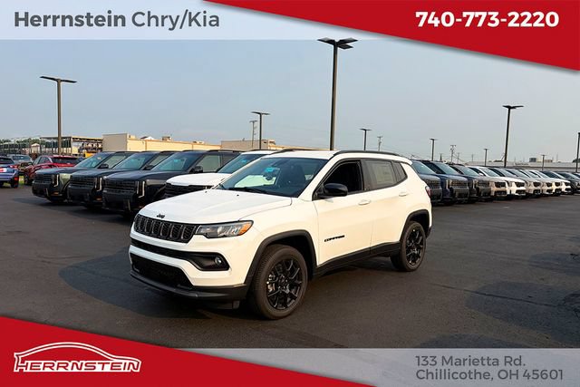 New 2026 Jeep Compass Latitude AWD/4WD image 3