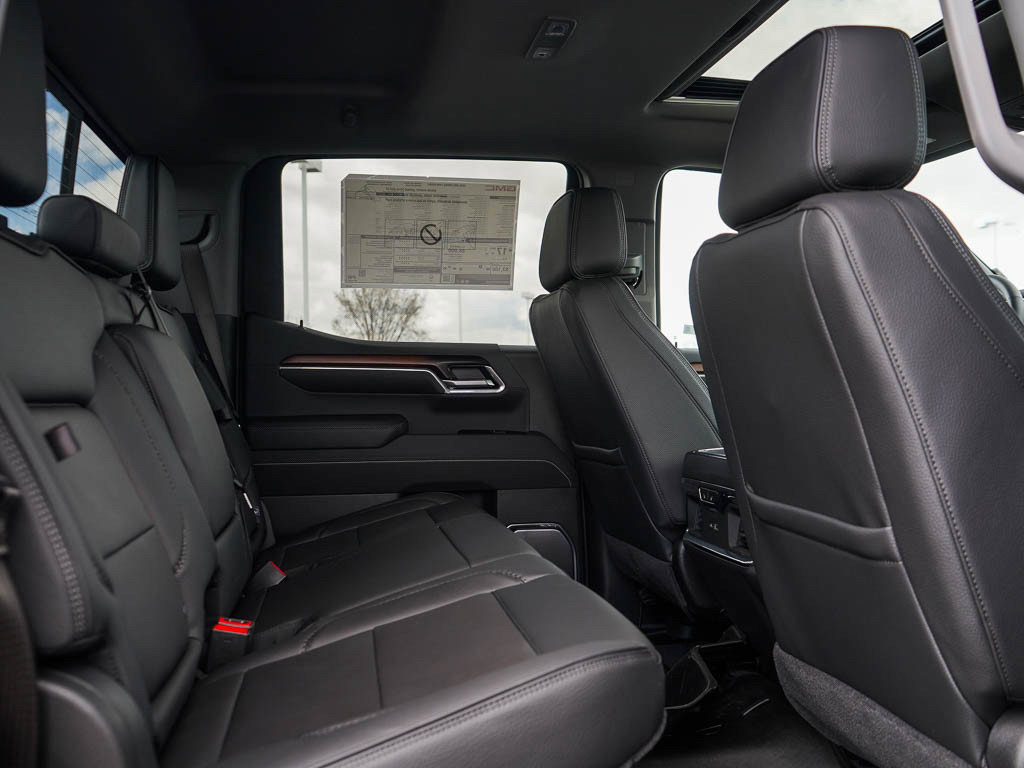 New 2025 GMC Sierra 1500 Denali w/ Denali Reserve Package image 10
