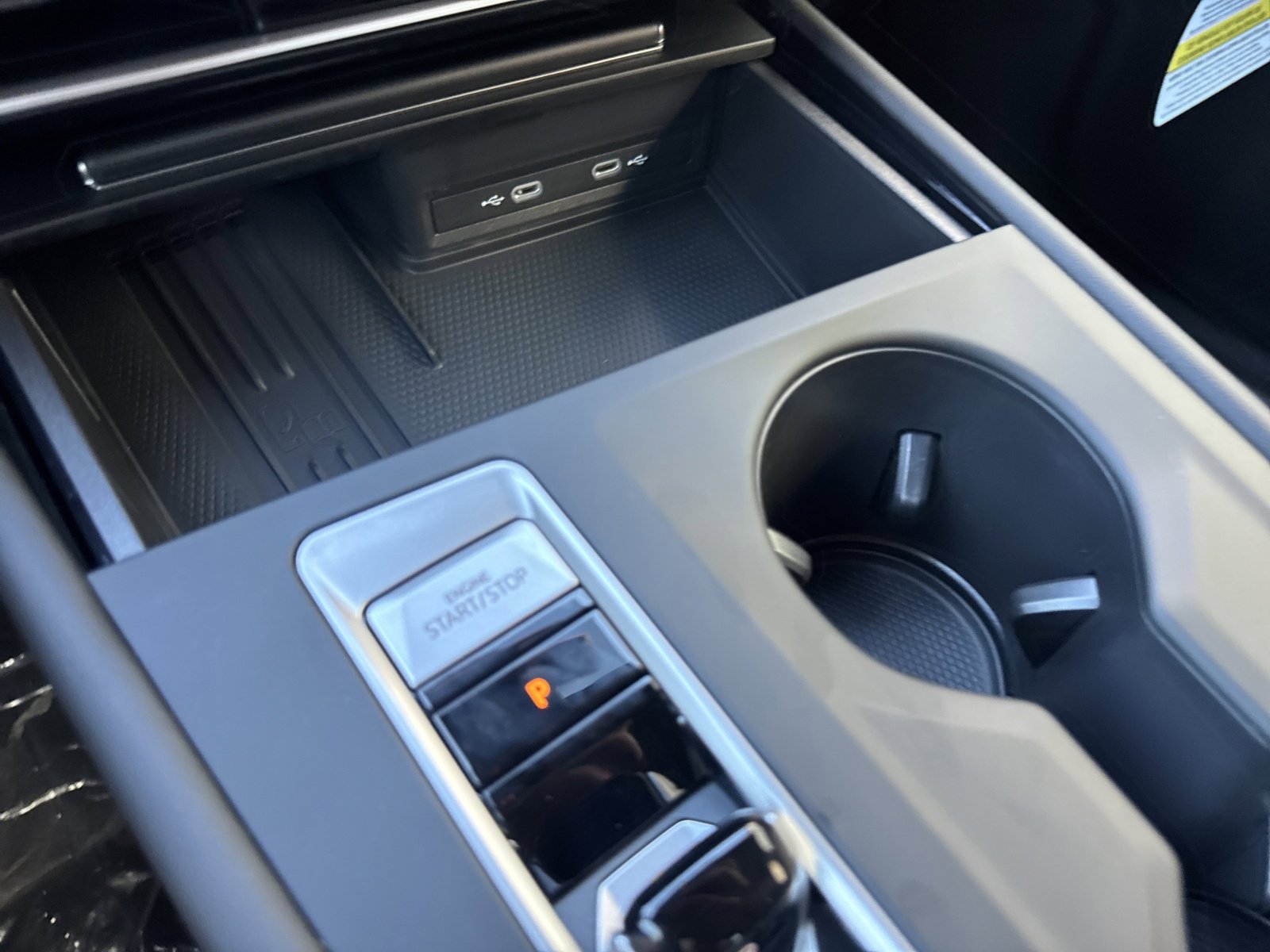 New 2026 Volkswagen Atlas Cross Sport SE image 24