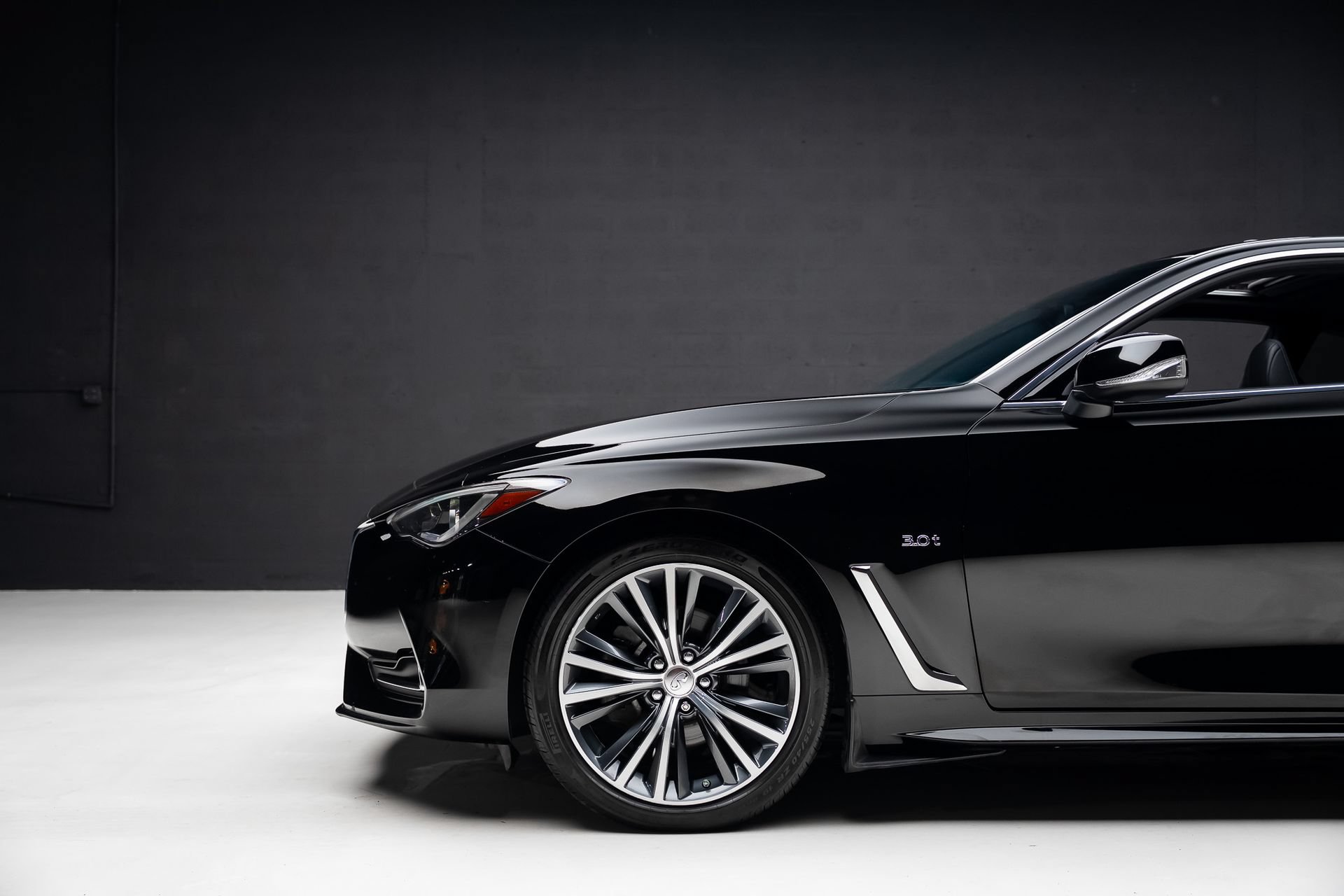Used 2019 INFINITI Q60 3.0t Luxe AWD/4WD image 18