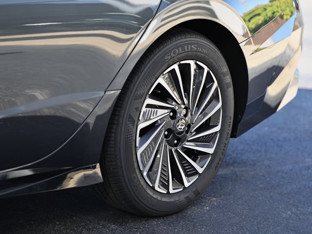Certified 2025 Hyundai Sonata SEL FWD image 12