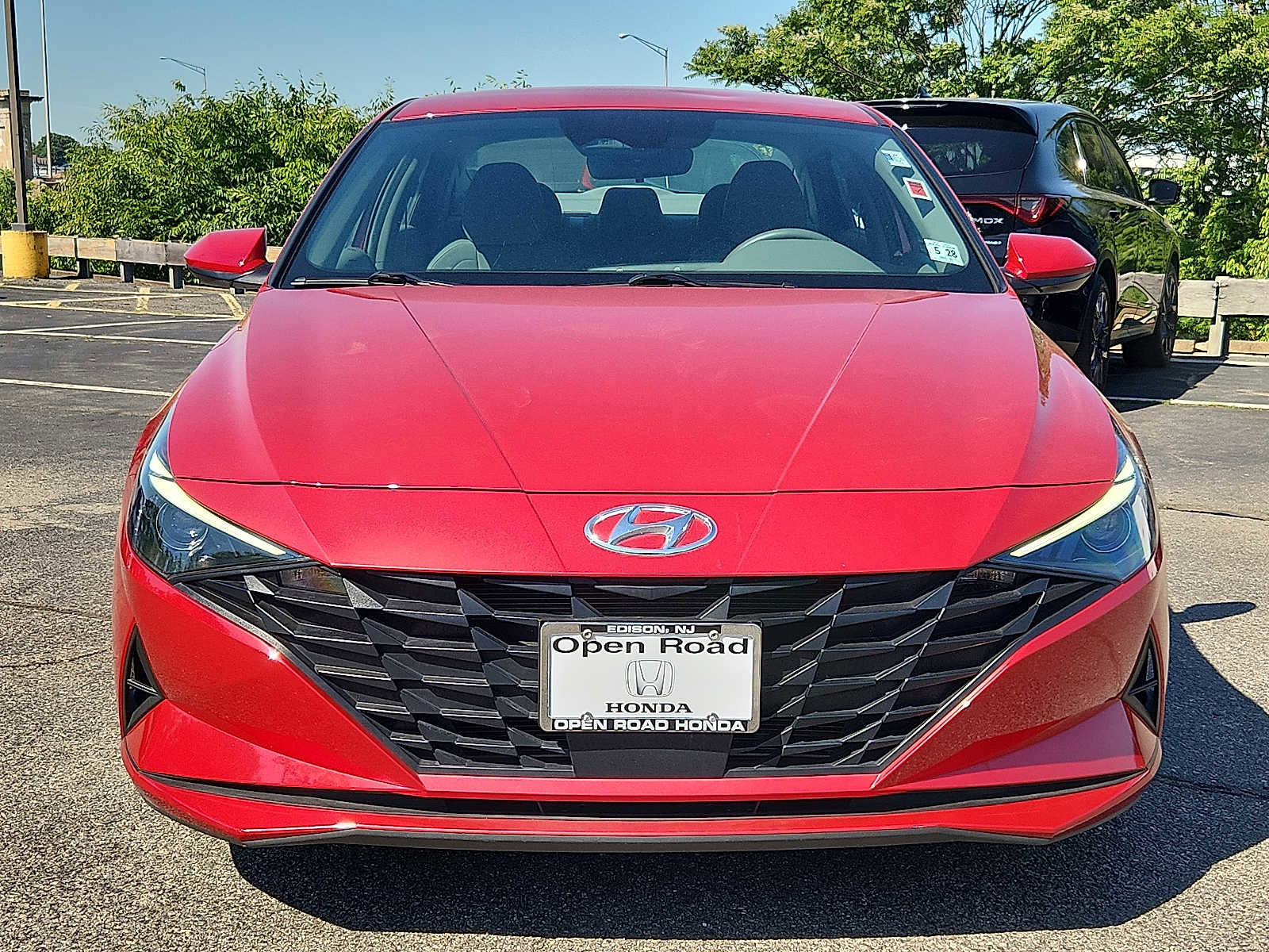 Used 2023 Hyundai Elantra SEL w/ Convenience Package FWD image 2