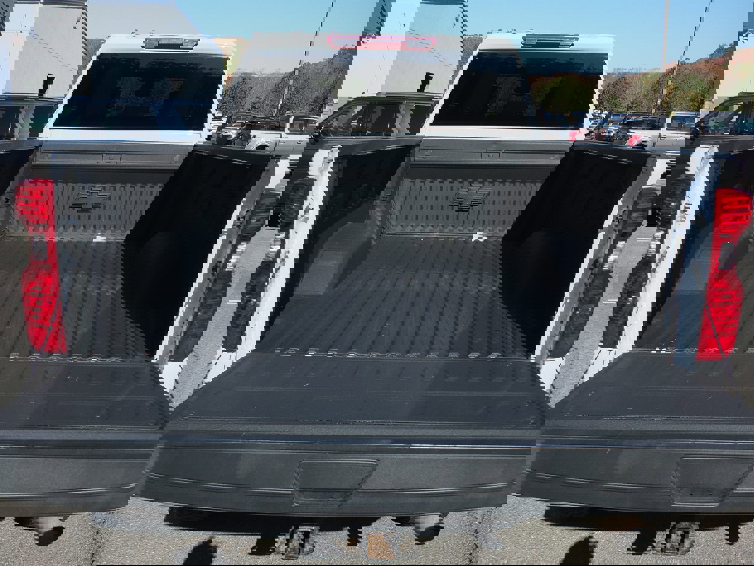 Used 2024 Chevrolet Silverado 2500 LT image 9