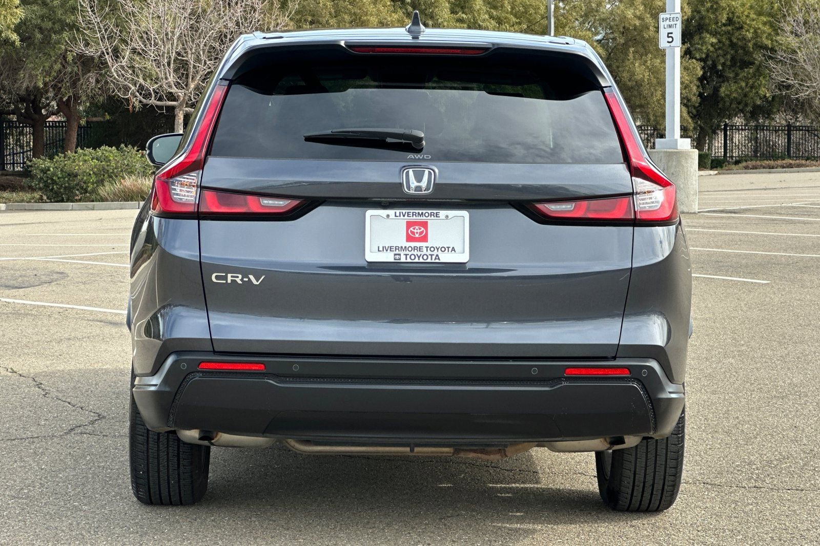Used 2025 Honda CR-V EX-L image 5