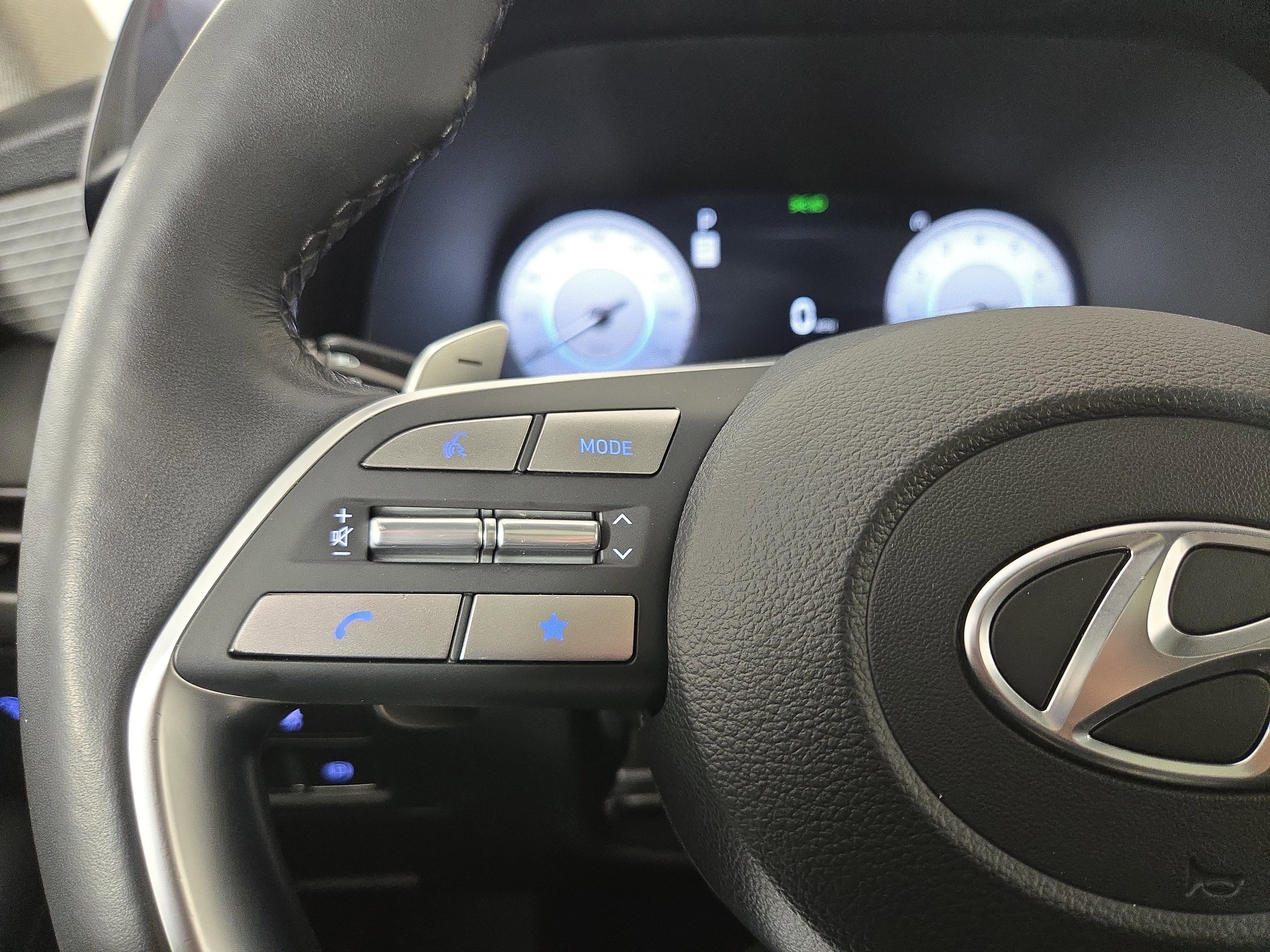 Used 2023 Hyundai Palisade Limited image 16