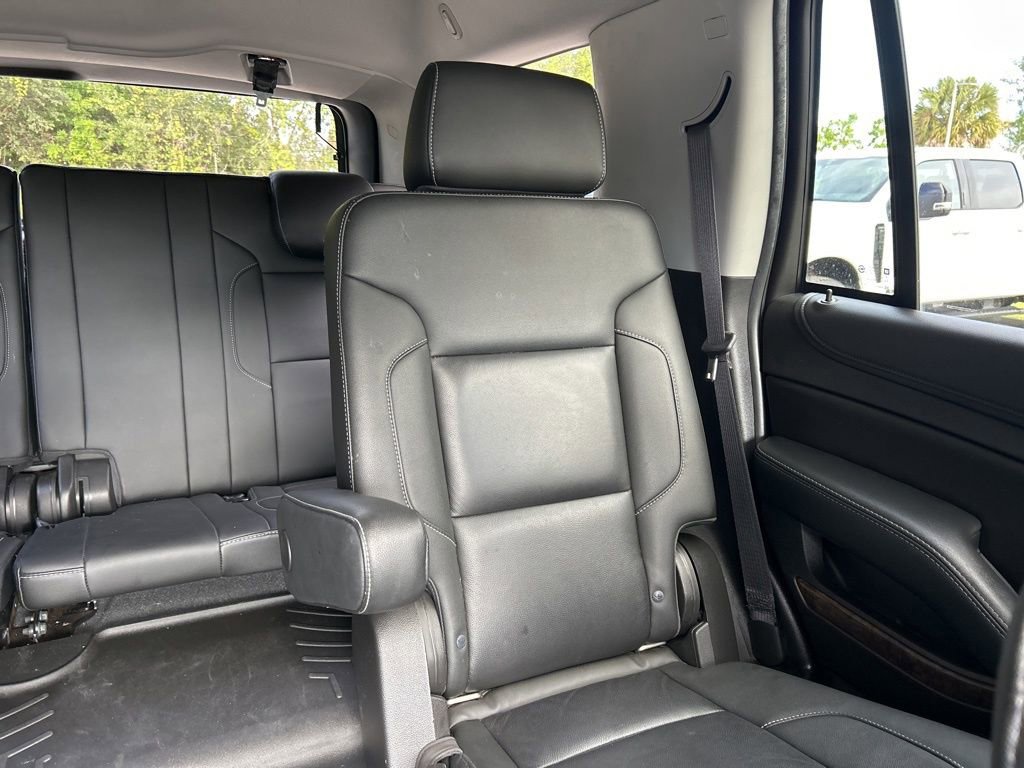 Used 2019 Chevrolet Tahoe LT w/ RST Edition image 13