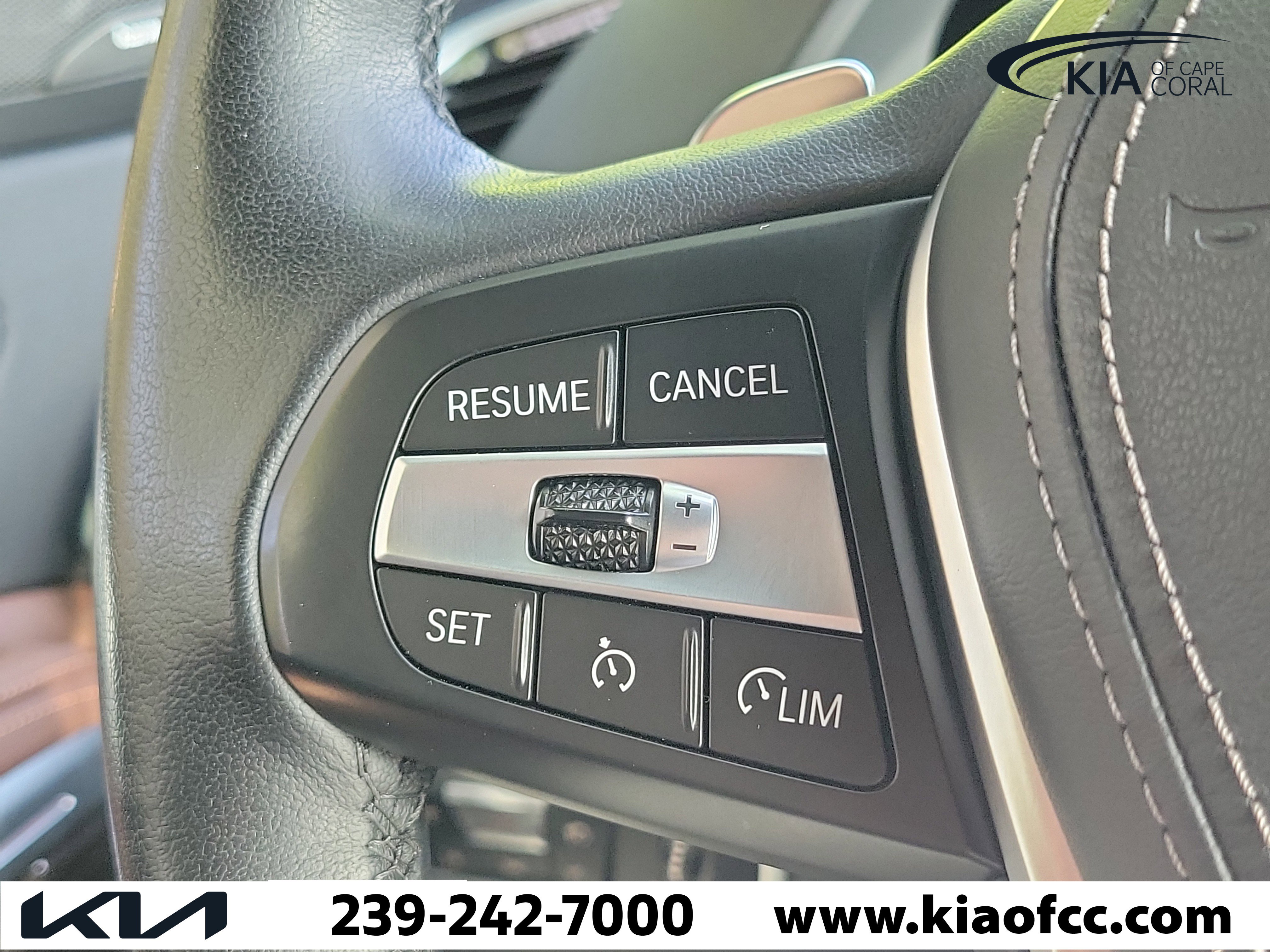 Used 2021 BMW X6 xDrive40i w/ Premium Package image 22