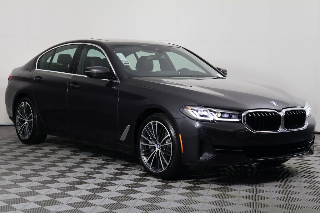 Used 2023 BMW 540i 540i w/ Premium Package image 3