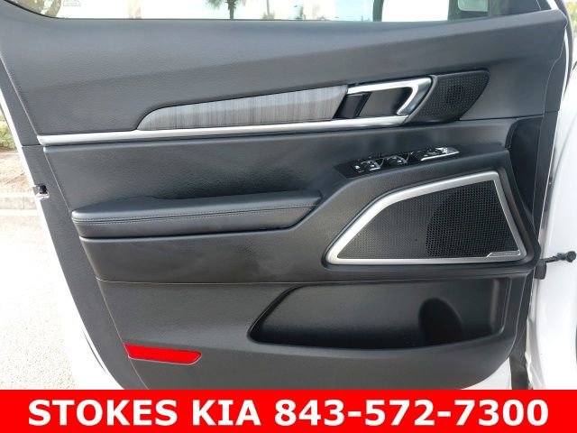 Used 2023 Kia Telluride EX w/ EX Captain's Chair Package image 20