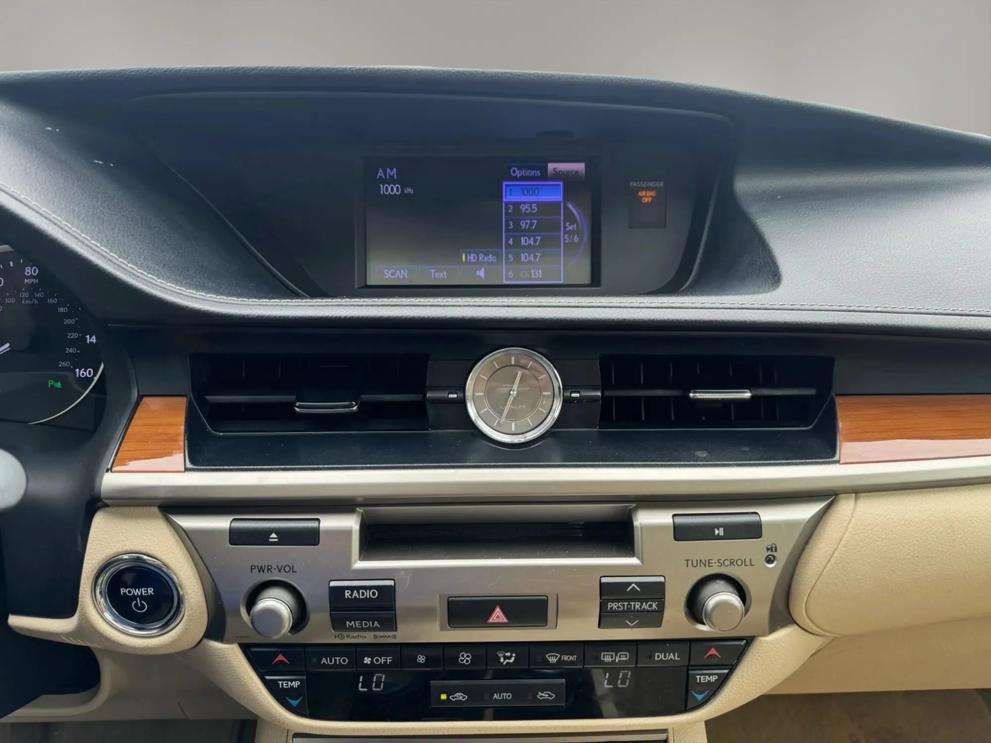 Used 2014 Lexus ES 300h w/ Premium Package w/Bamboo Trim FWD image 20