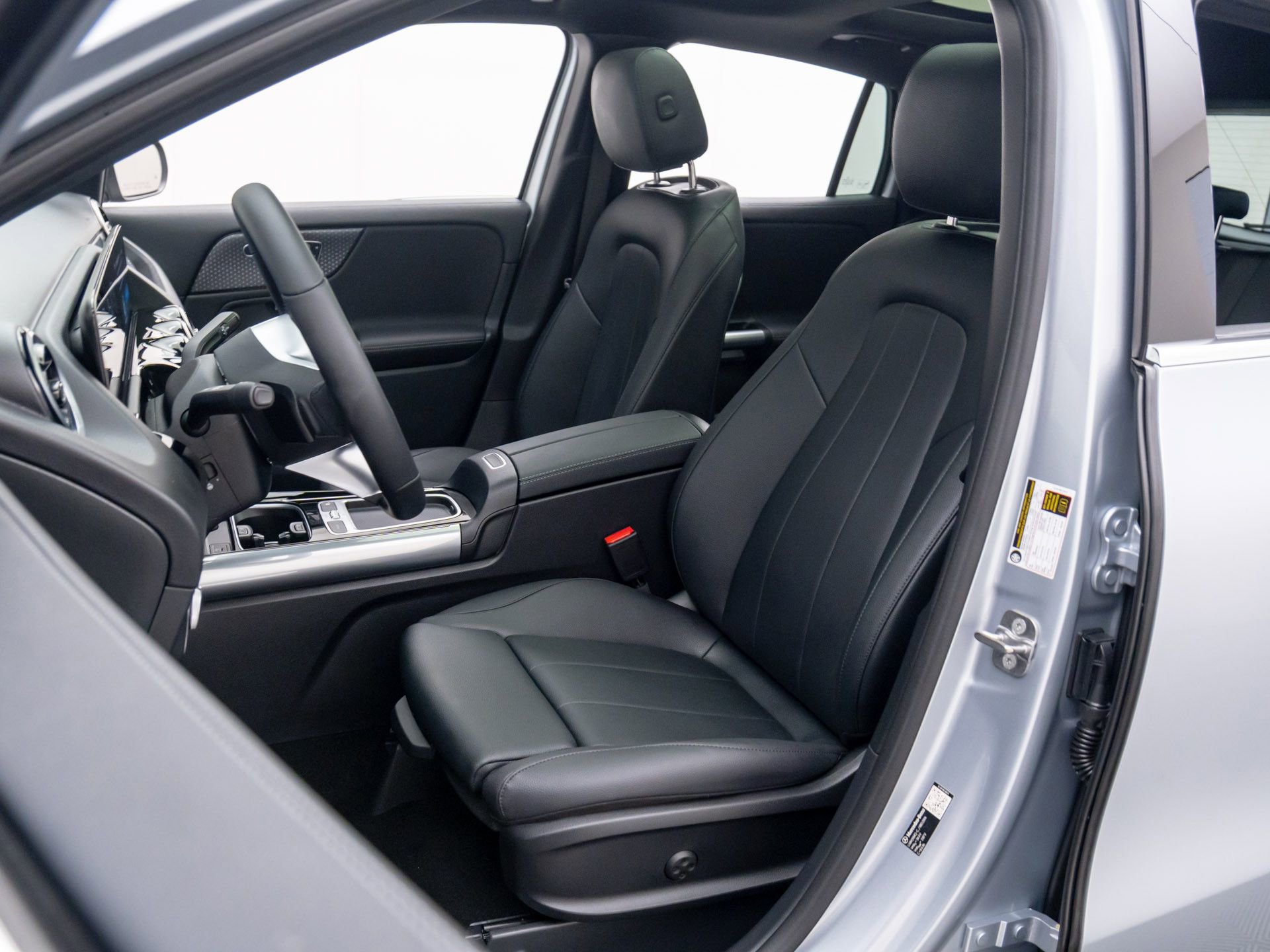 New 2026 Mercedes-Benz GLA 250 4MATIC image 16