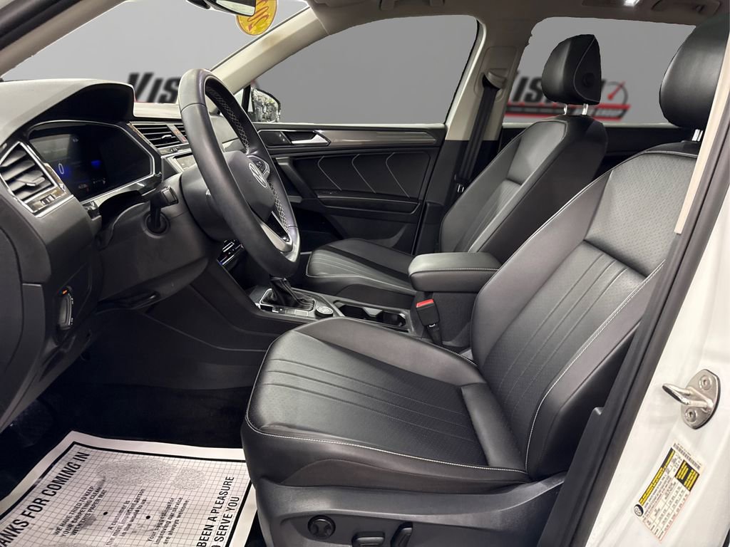 Used 2022 Volkswagen Tiguan SE image 9