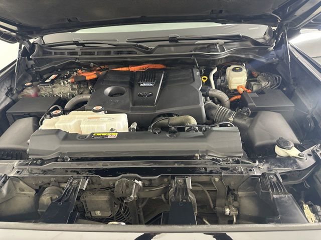 Used 2022 Toyota Tundra TRD Pro AWD/4WD image 8