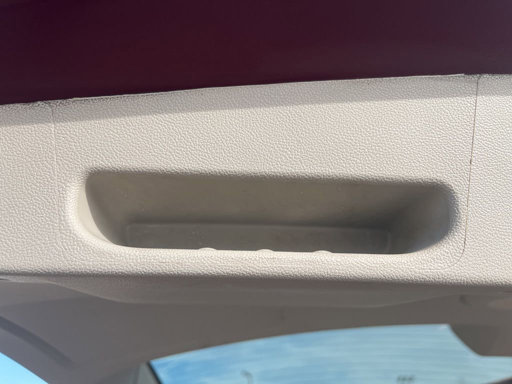 Used 2018 Dodge Grand Caravan SE image 14