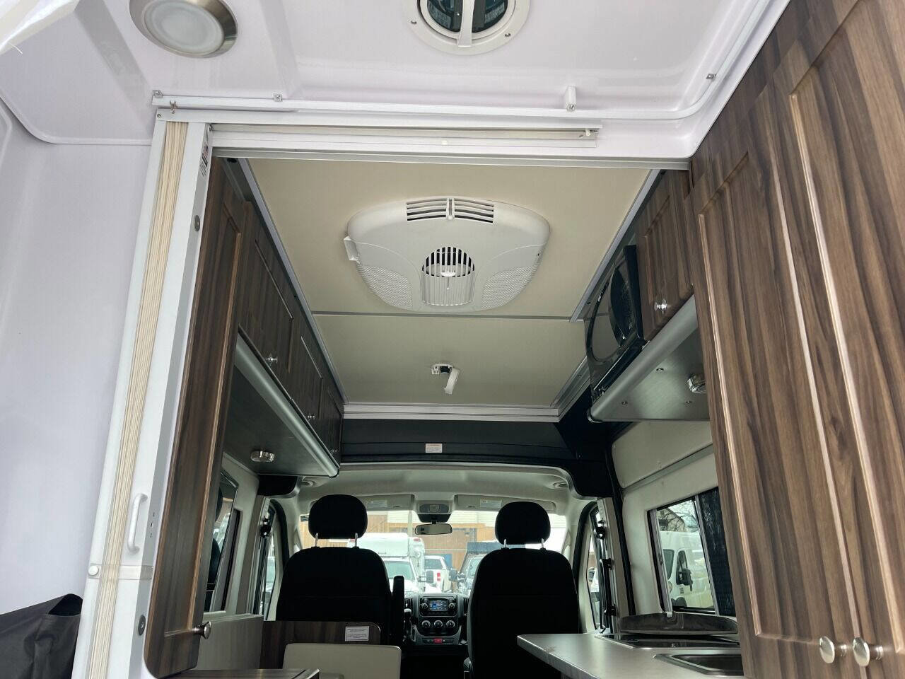 Used 2018 RAM ProMaster 1500 w/ Premium Appearance Group image 13