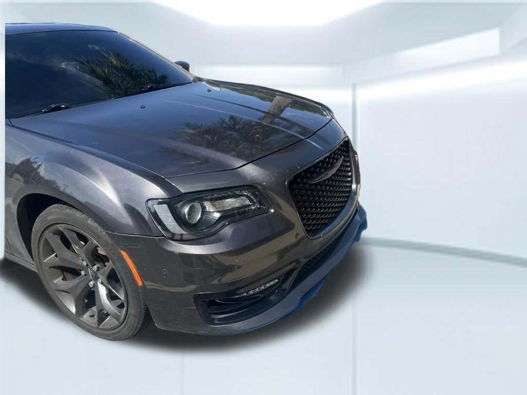Used 2021 Chrysler 300 S w/ S Model Appearance Package RWD image 14