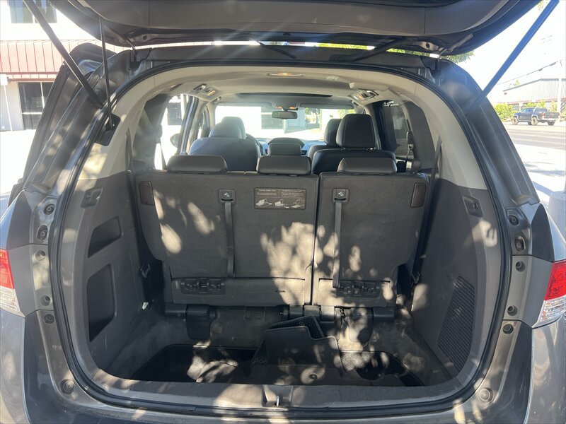 Used 2017 Honda Odyssey EX-L image 27