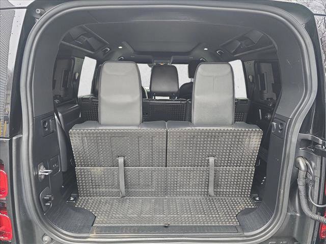 Certified 2022 Land Rover Defender 110 X-Dynamic SE image 12