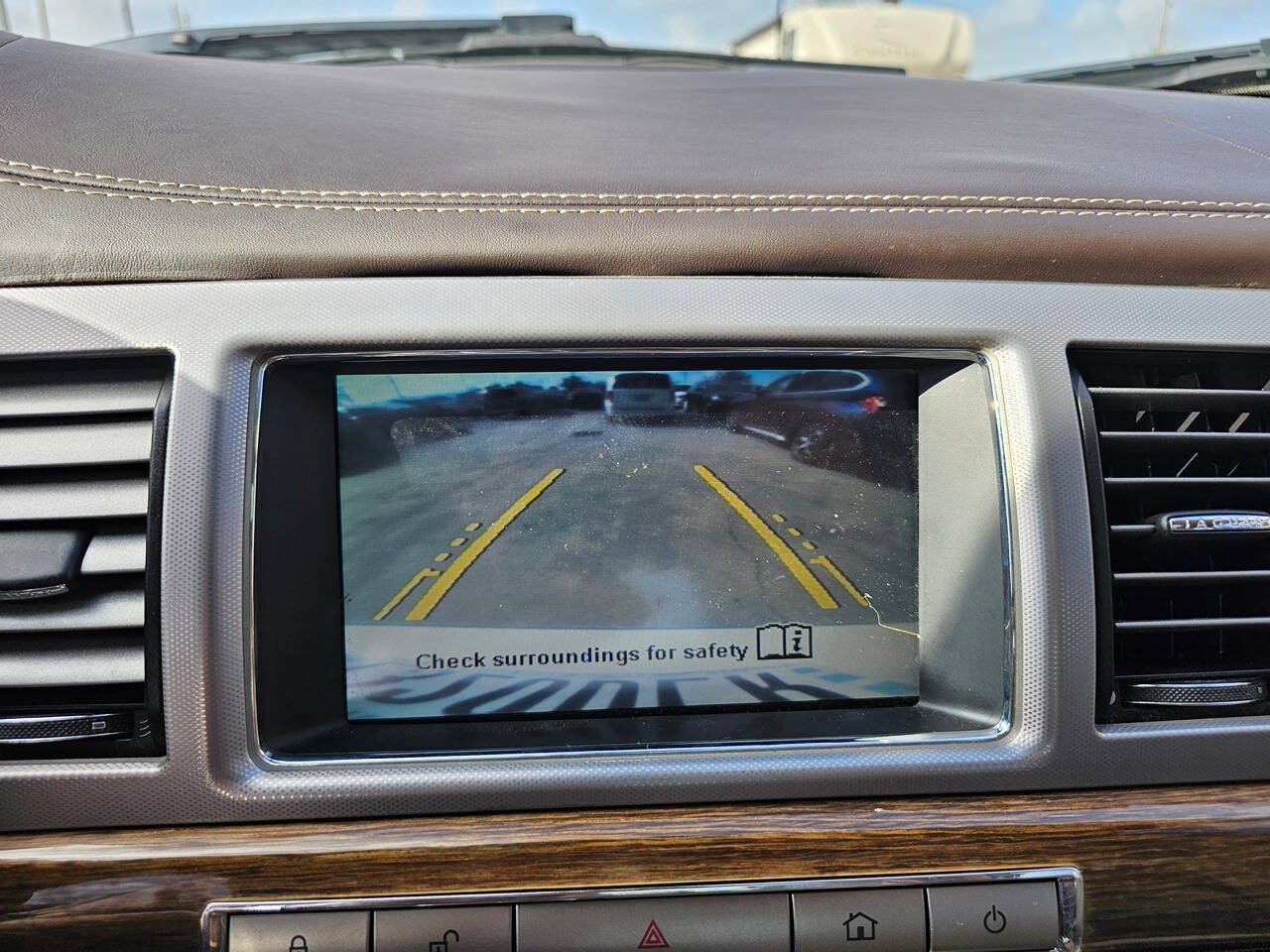 Used 2010 Jaguar XF Supercharged RWD image 17