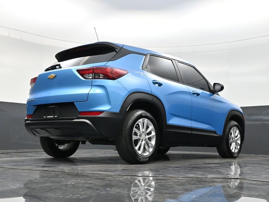 Used 2025 Chevrolet TrailBlazer LS image 24